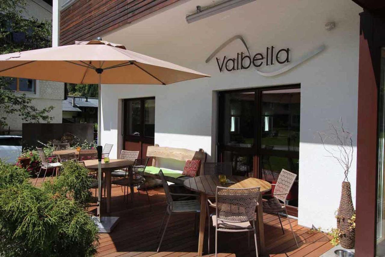 Valbella Bed & Breakfast Partenen Luaran gambar