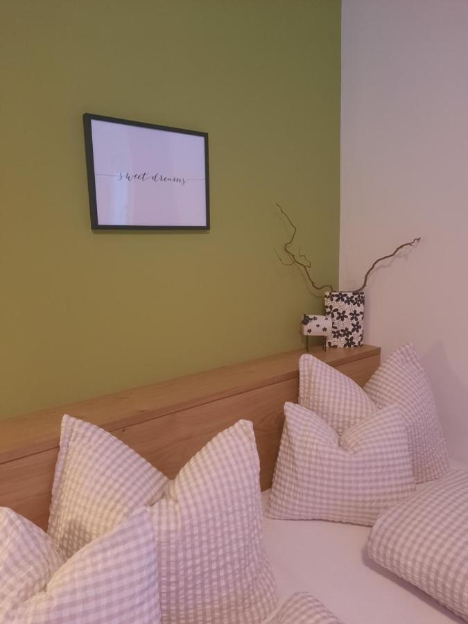 Valbella Bed & Breakfast Partenen Luaran gambar