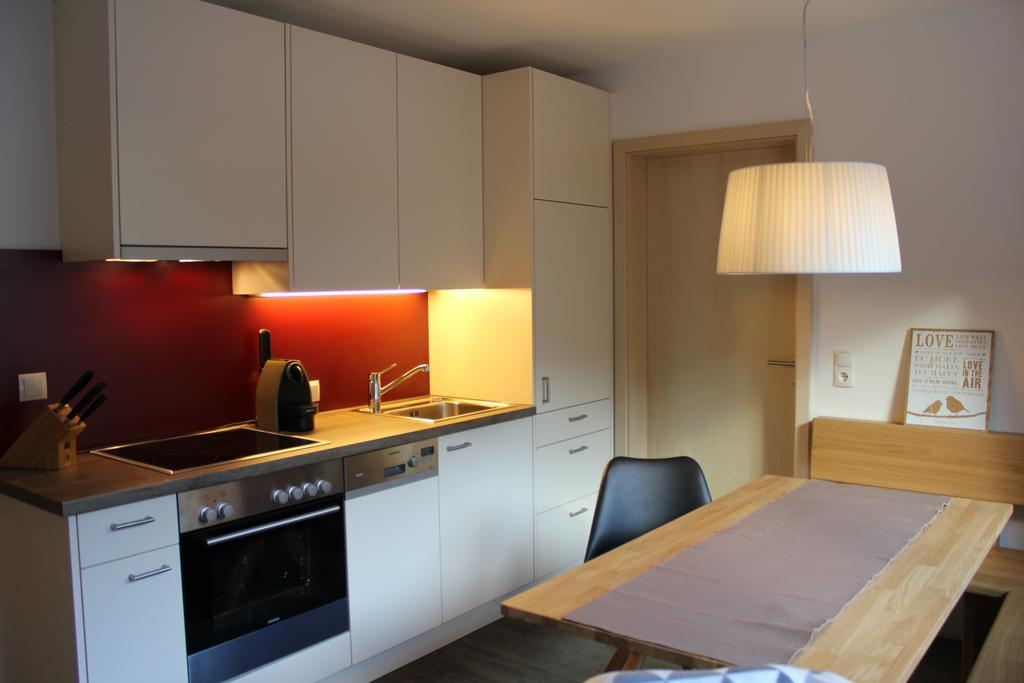 Valbella Bed & Breakfast Partenen Luaran gambar
