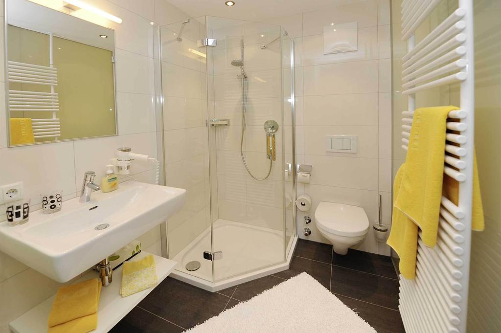 Valbella Bed & Breakfast Partenen Luaran gambar